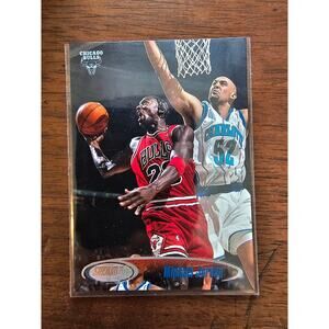 Michael Jordan 1998-99 Topps Stadium Club #62 - Chicago Bulls - NBA